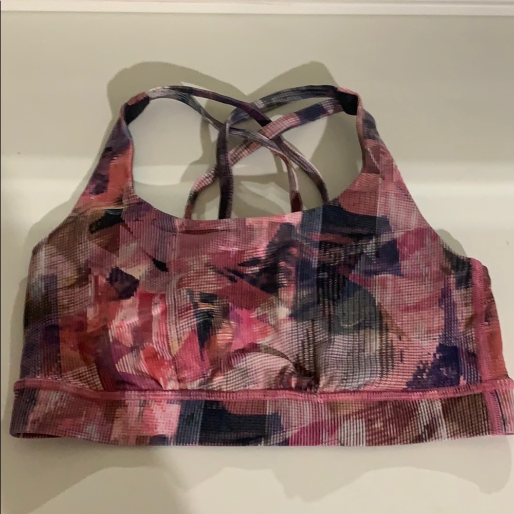 Lululemon energy bra size 4
